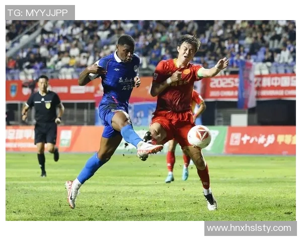 中国足球显赫球星盘点与他们在国内外赛场的影响力分析