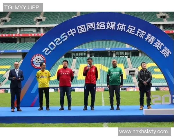 新疆头号足球球星拼搏人生故事点燃绿茵梦想与民族荣耀