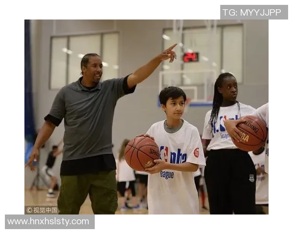 球星亲授足球基本功技巧从入门到精通的全方位训练方法 球星亲授足球基本功技巧从入门到精通的全方位训练方法